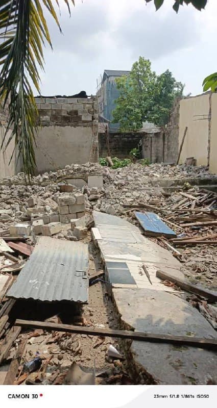 Terrain constructible à vendre à Gombe, Kinshasa - 8m x 26m